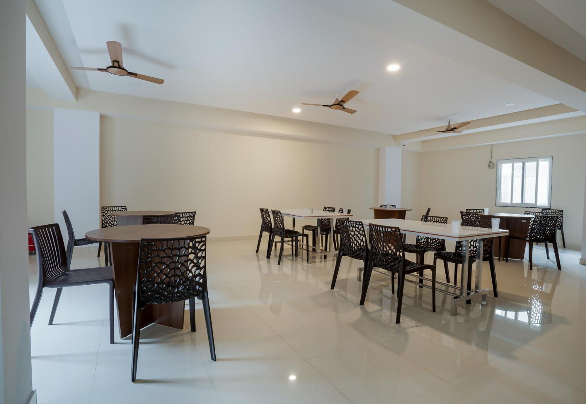 Super O Gokul Grand Near Sr Nagar Police Station 3*