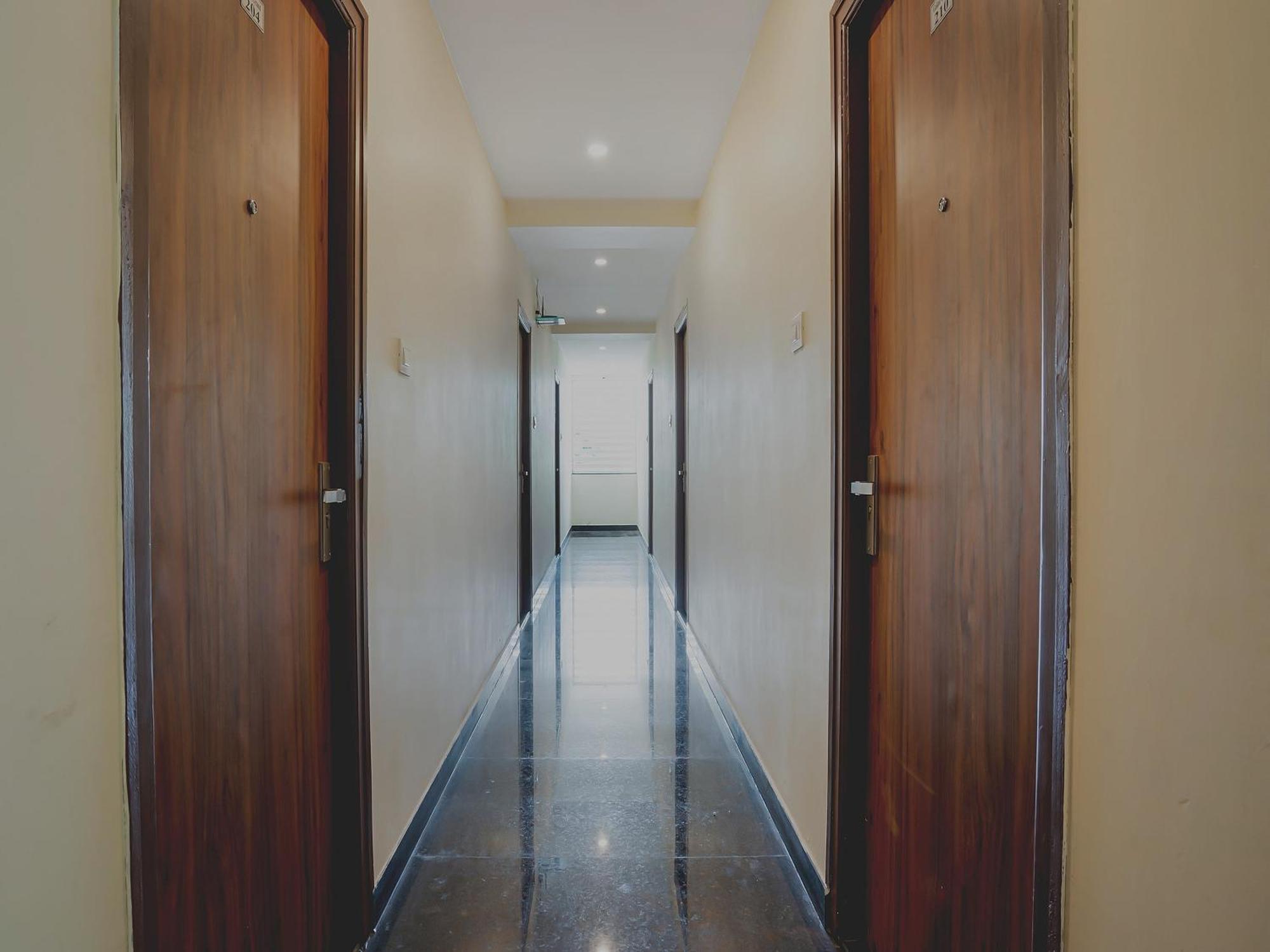 Hotel Super O Gokul Grand Near Sr Nagar Police Station Hyderabad