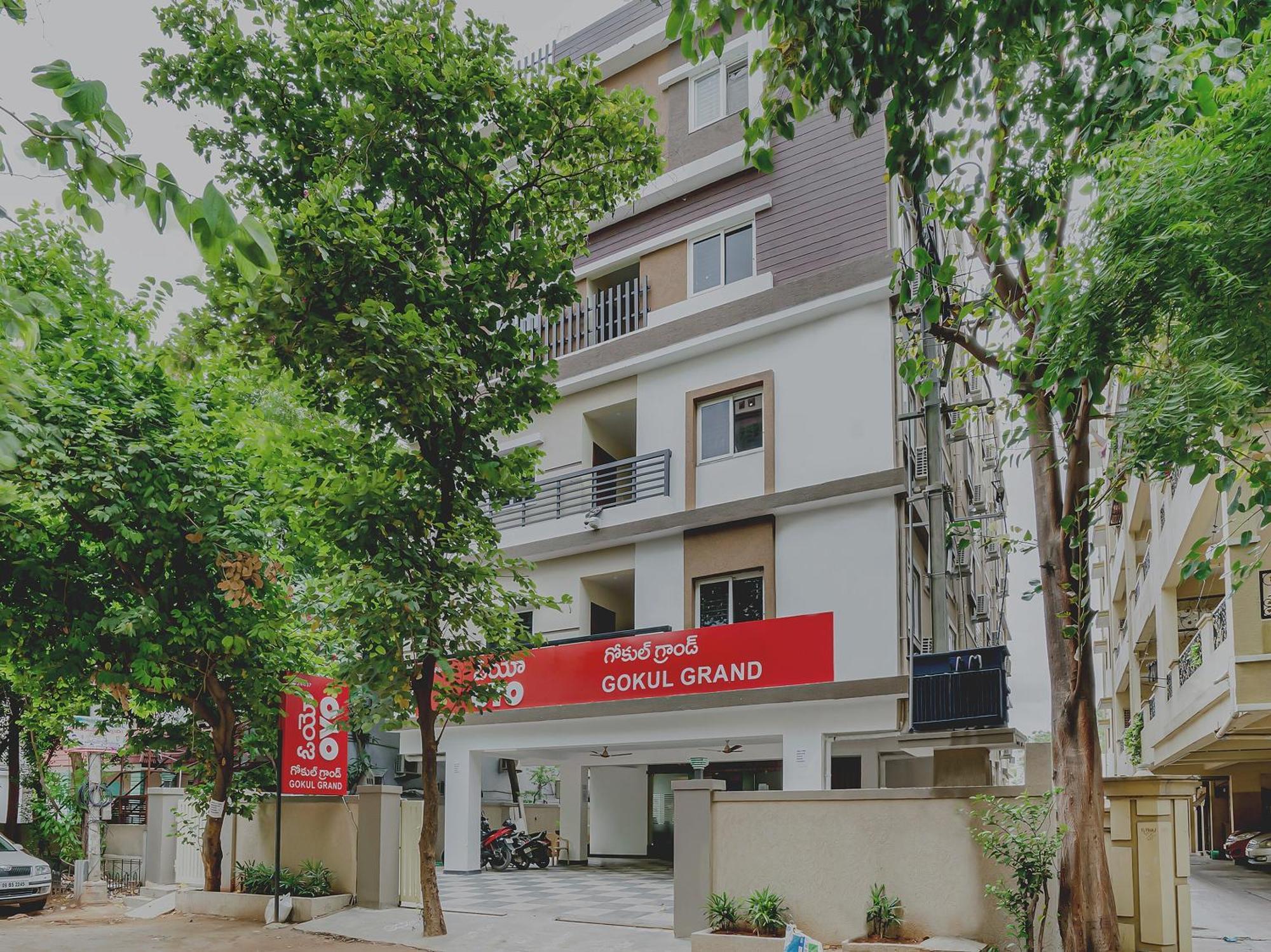 Super O Gokul Grand Near Sr Nagar Police Station 3* Hyderabad
